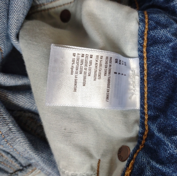 American Eagle Button Fly Distressed Denim Jean Skirt Size 4 - Picture 5 of 8